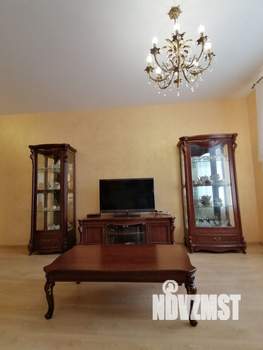 2-к квартира, вторичка, 92м2, 4/4 этаж