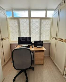 2-к квартира, вторичка, 64м2, 1/3 этаж