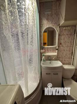 2-к квартира, вторичка, 42м2, 1/4 этаж