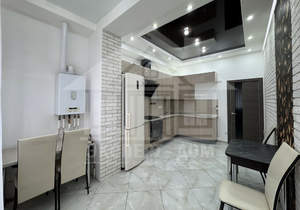 2-к квартира, вторичка, 65м2, 3/3 этаж