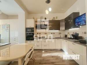 3-к квартира, вторичка, 75м2, 3/3 этаж