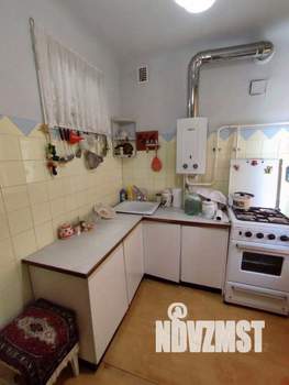 2-к квартира, вторичка, 40м2, 3/5 этаж