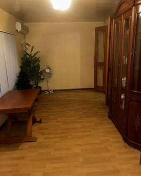4-к квартира, вторичка, 85м2, 2/2 этаж