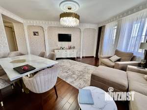 4-к квартира, вторичка, 143м2, 5/8 этаж