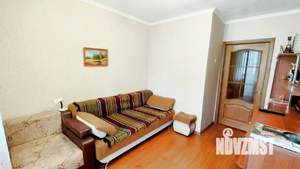 4-к квартира, вторичка, 65м2, 9/9 этаж