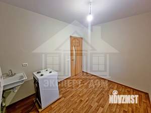 2-к квартира, вторичка, 54м2, 1/3 этаж
