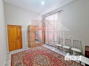 4-к квартира, вторичка, 101м2, 1/1 этаж