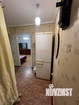 2-к квартира, вторичка, 43м2, 1/4 этаж