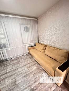 3-к квартира, вторичка, 54м2, 2/2 этаж