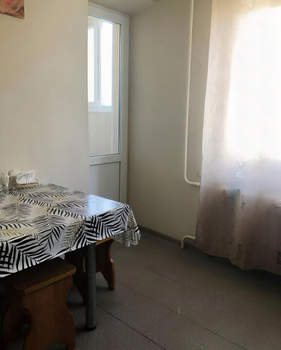 3-к квартира, вторичка, 64м2, 3/5 этаж