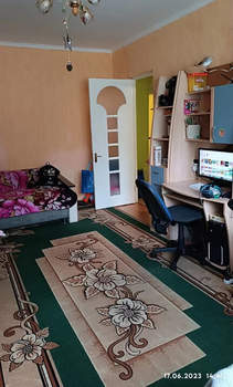 2-к квартира, вторичка, 71м2, 1/5 этаж