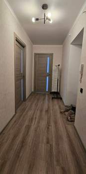 2-к квартира, вторичка, 60м2, 1/10 этаж