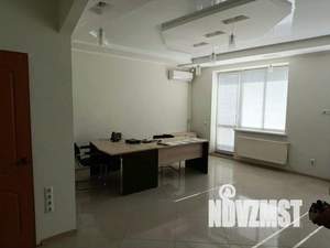 5-к квартира, вторичка, 211м2, 1/5 этаж