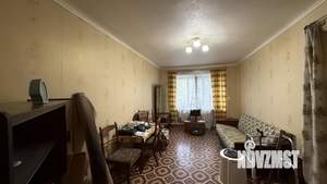 2-к квартира, вторичка, 42м2, 1/5 этаж