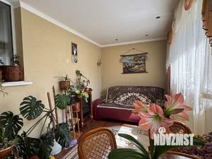 3-к квартира, вторичка, 67м2, 1/5 этаж
