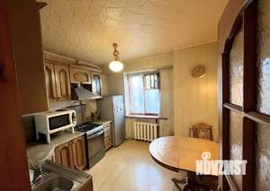 4-к квартира, вторичка, 103м2, 2/9 этаж