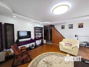 3-к квартира, вторичка, 97м2, 3/3 этаж