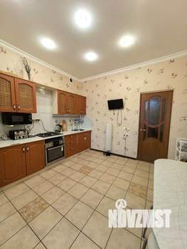 2-к квартира, вторичка, 67м2, 1/9 этаж