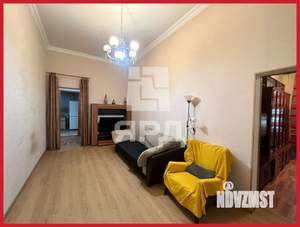 4-к квартира, вторичка, 68м2, 1/1 этаж