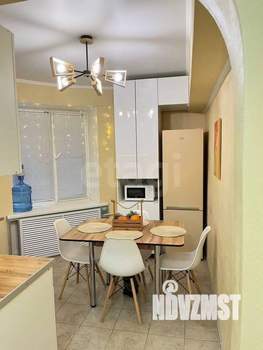 2-к квартира, вторичка, 59м2, 1/3 этаж