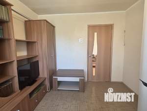 4-к квартира, вторичка, 61м2, 3/5 этаж