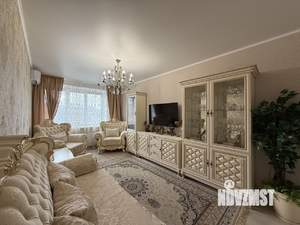 2-к квартира, вторичка, 63м2, 1/4 этаж