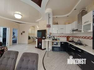 3-к квартира, вторичка, 78м2, 1/3 этаж
