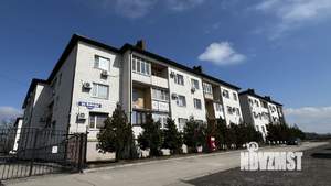 2-к квартира, вторичка, 54м2, 1/3 этаж
