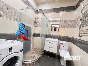 2-к квартира, вторичка, 65м2, 3/3 этаж