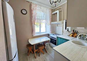 2-к квартира, вторичка, 43м2, 1/2 этаж