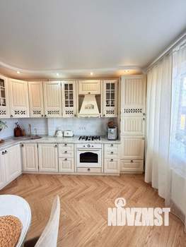 2-к квартира, вторичка, 64м2, 1/3 этаж