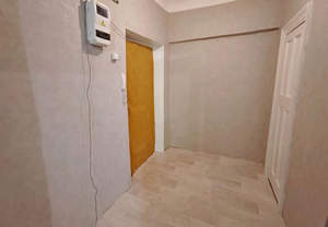 2-к квартира, вторичка, 60м2, 3/3 этаж