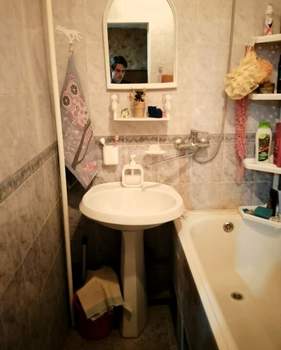 4-к квартира, вторичка, 62м2, 2/5 этаж