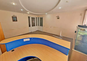 4-к квартира, вторичка, 105м2, 1/9 этаж