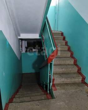 4-к квартира, вторичка, 61м2, 3/5 этаж