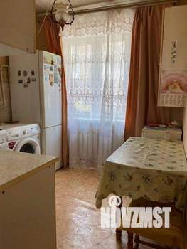 2-к квартира, вторичка, 45м2, 1/5 этаж