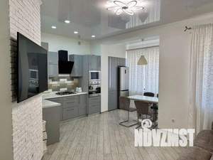 2-к квартира, вторичка, 65м2, 1/3 этаж