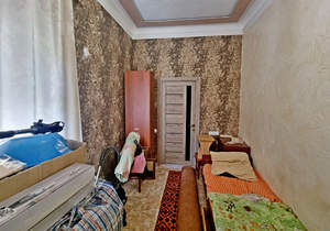 3-к квартира, вторичка, 59м2, 1/1 этаж