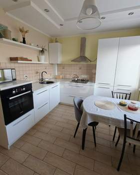 1-к квартира, вторичка, 42м2, 3/3 этаж