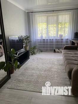 2-к квартира, вторичка, 52м2, 1/5 этаж