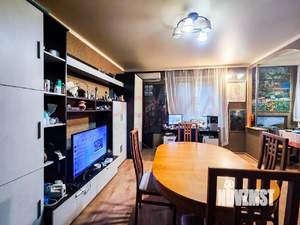 3-к квартира, вторичка, 70м2, 1/5 этаж