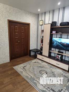2-к квартира, вторичка, 62м2, 1/3 этаж