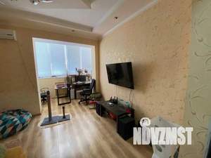 2-к квартира, вторичка, 76м2, 1/3 этаж