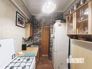 3-к квартира, вторичка, 47м2, 1/1 этаж