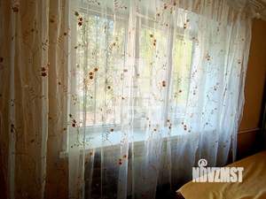 2-к квартира, вторичка, 44м2, 1/4 этаж