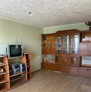 4-к квартира, вторичка, 81м2, 5/5 этаж