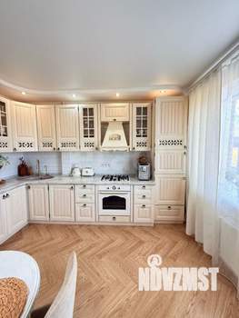 2-к квартира, вторичка, 64м2, 1/3 этаж