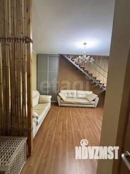 3-к квартира, вторичка, 95м2, 3/3 этаж