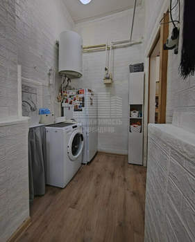 2-к квартира, вторичка, 42м2, 1/1 этаж