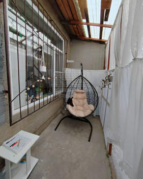 2-к квартира, вторичка, 42м2, 1/1 этаж